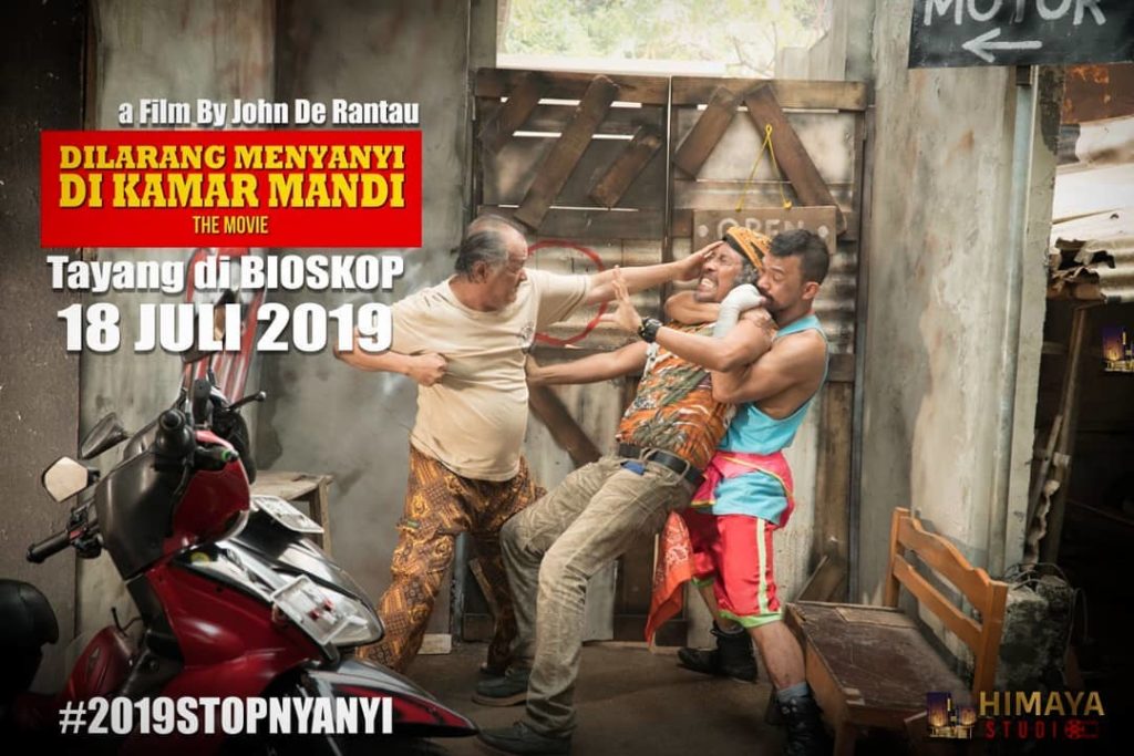 Review Film Dilarang Menyanyi Di Kamar Mandi 2019 Komedi Dewasa Langka Yang Mengajak Berpikir Kritis Movieden